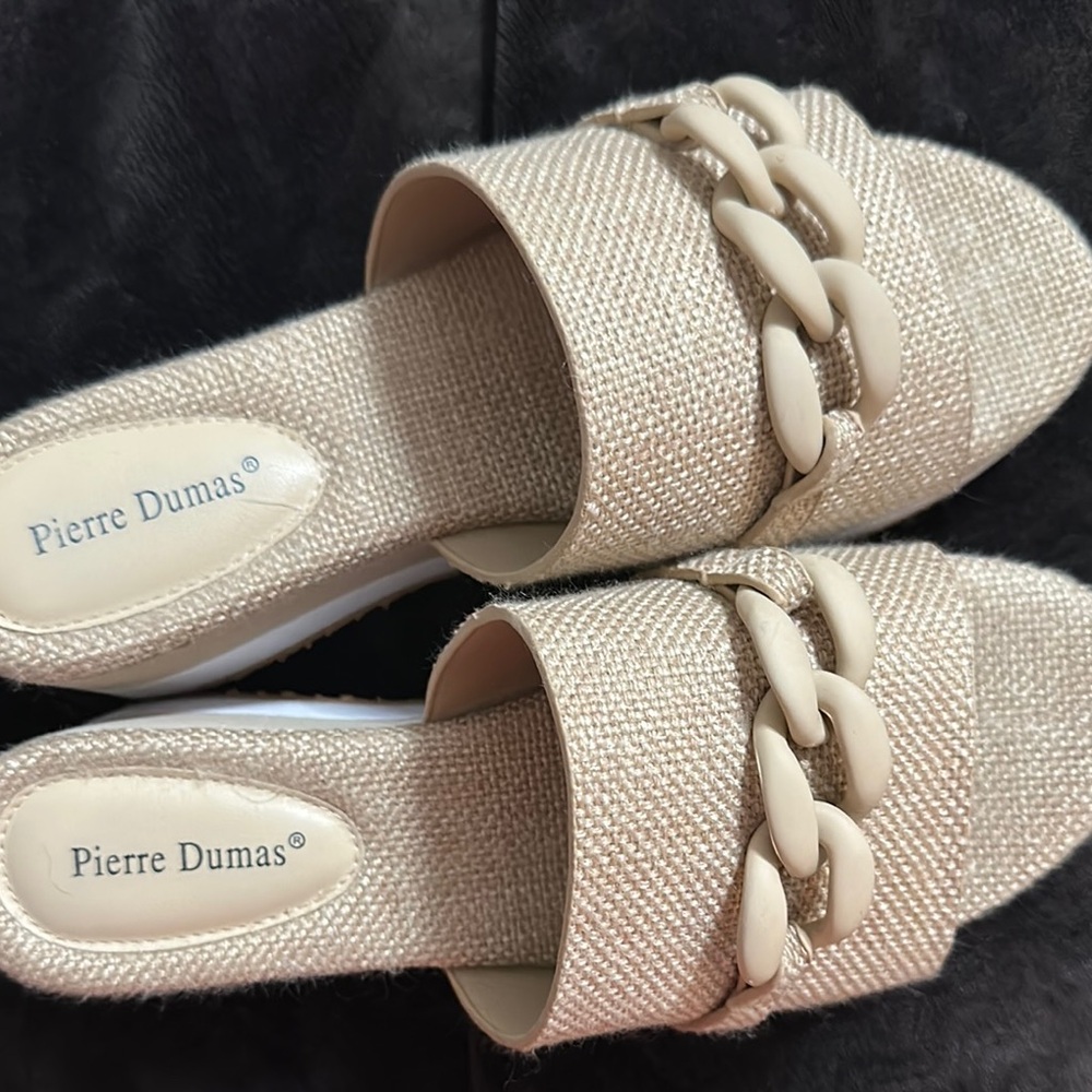 Pierre Dumas Cream Chain-Link Sandals - Picture 2 of 5